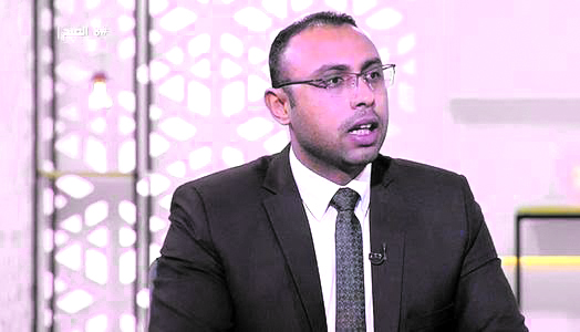 الدكتور على الإدريسى أستاذ الاقتصاد الدولى
