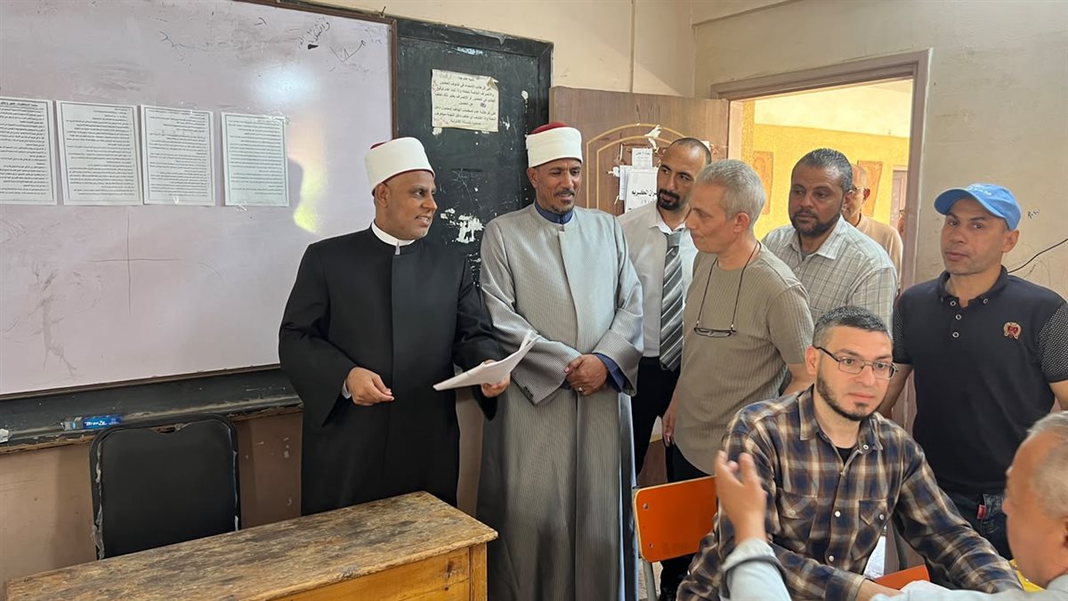 الشرقاوي يتابع انتظام أعمال تصحيح الشهادة الثانوية الأزهرية بالجيزة