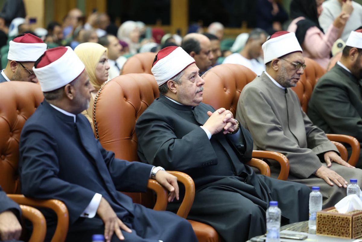 جانب من انطلاق احتفالية الأزهر لتكريم الفائزين في مسابقة رواد اللغة العربية الموسم الثاني “سيبويه”