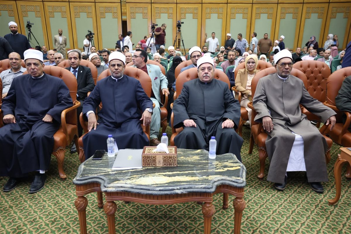 جانب من انطلاق احتفالية الأزهر لتكريم الفائزين في مسابقة رواد اللغة العربية الموسم الثاني “سيبويه”