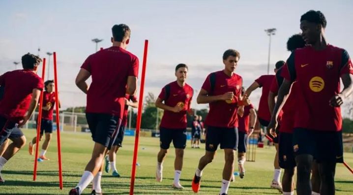 حمزة عبدالكريم في مران برشلونة