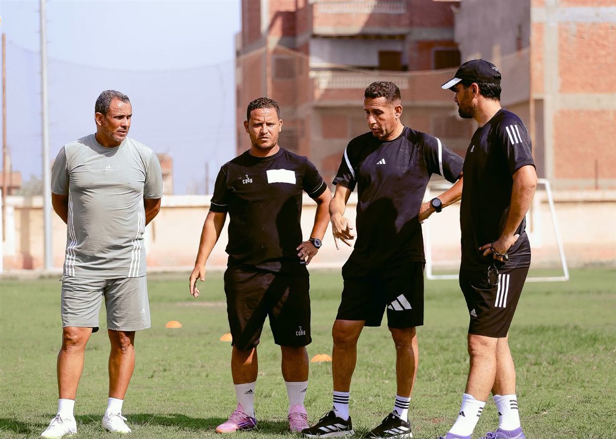 الجهاز الفني لفريق المنصورة