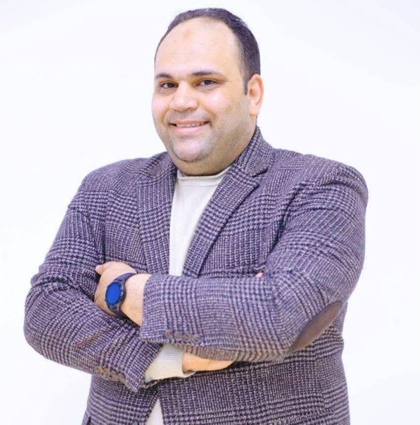 1000645698