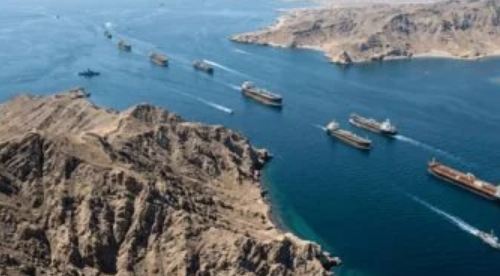 بيسنت: خروج عدد كبير من السفن من مضيق هرمز ومؤشرات على انفراجة