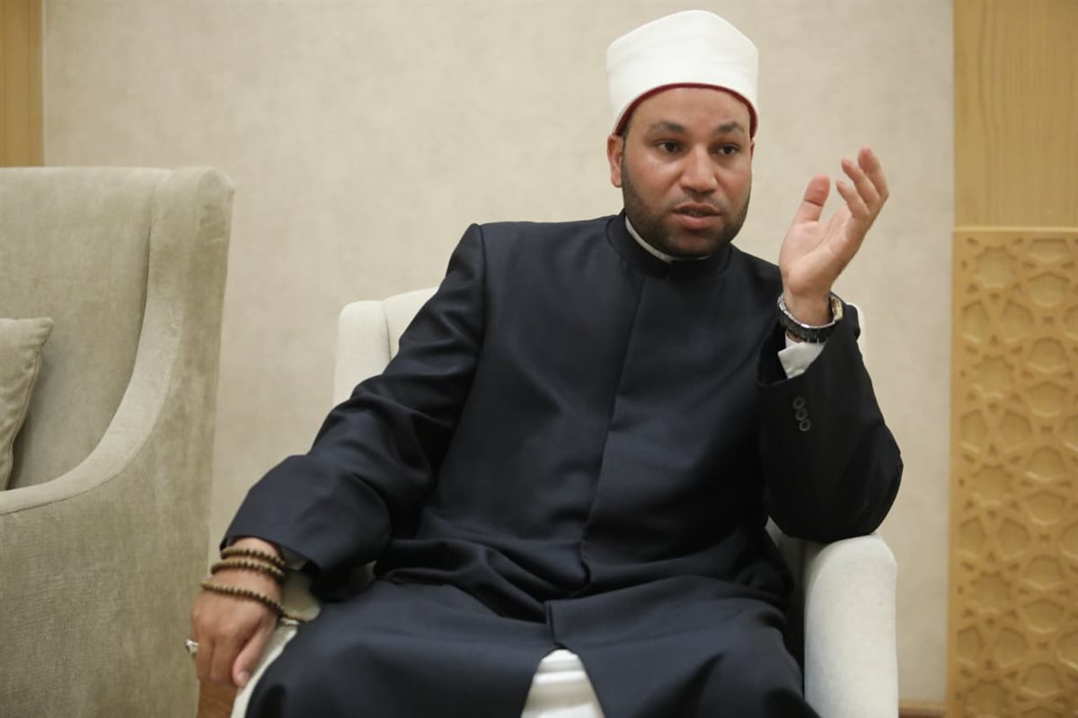 الدكتور أحمد سلامة النجار، إمام وخطيب مسجد السيدة زينب