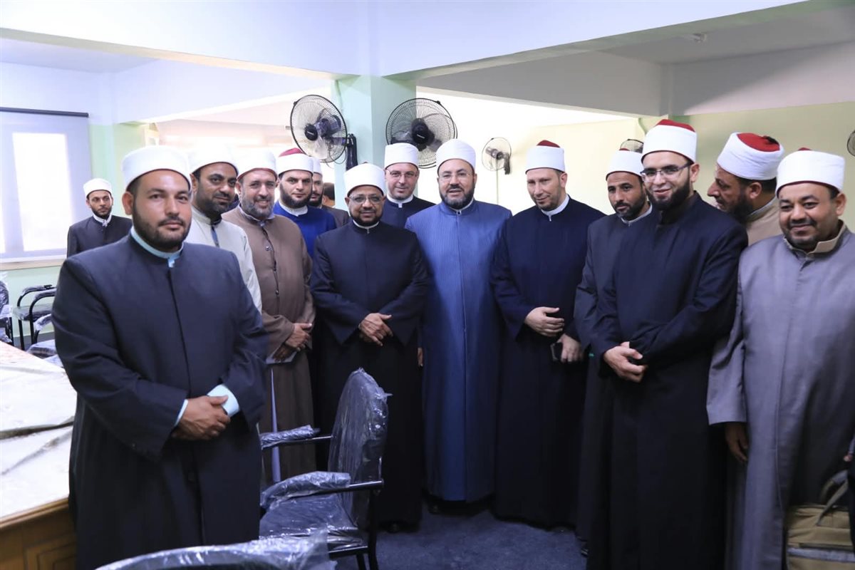 أمين البحوث الإسلامية يتفقد منطقة وعظ الإسكندرية ويتابع جهودها الدعوية