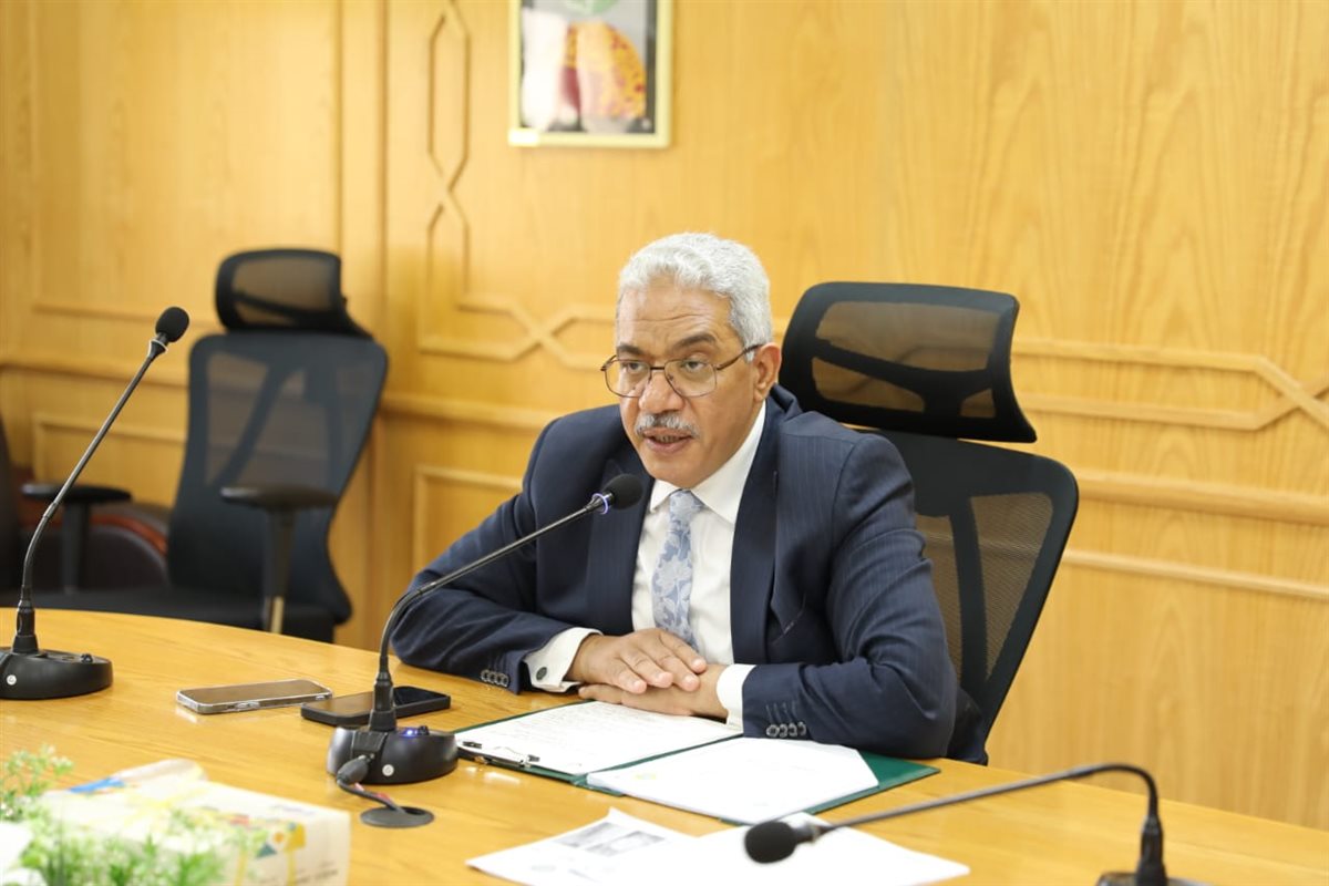 لجنة خدمة المجتمع وتنمية البيئة تناقش خطة العام الدراسي الجديد بجامعة الأزهر