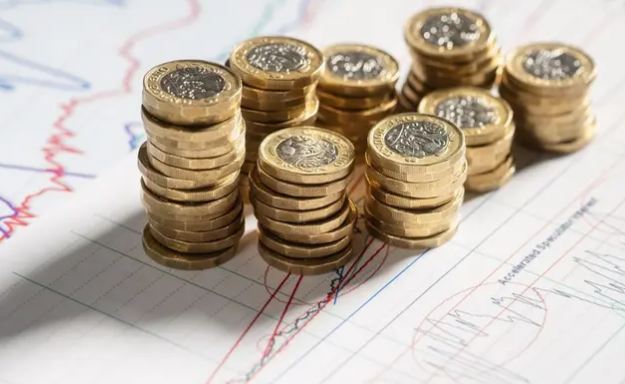 عجز مفاجئ في موازنة بريطانيا خلال يوليو مع ارتفاع الإنفاق الحكومي