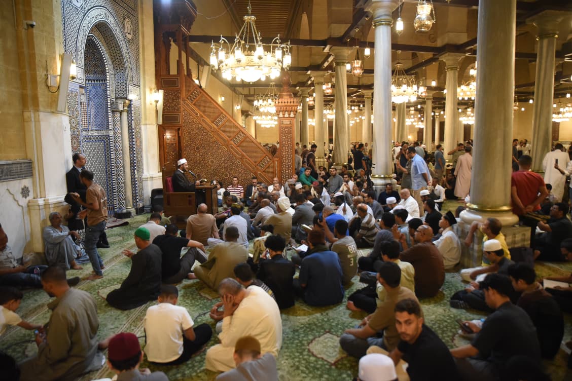 انعقاد مجلسي قراءة «الشمائل المحمدية» الثاني والثالث بمسجد الإمام الحسين