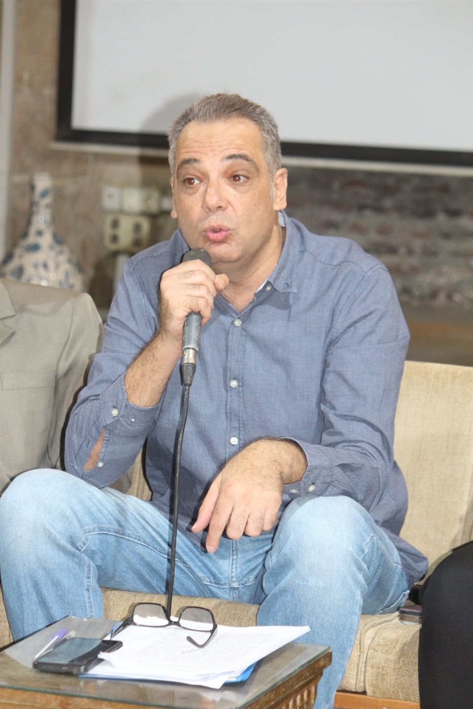 الشاعر أحمد حسن