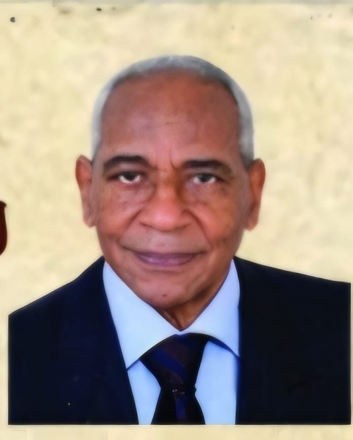 الكاتب سعيد أبوضيف