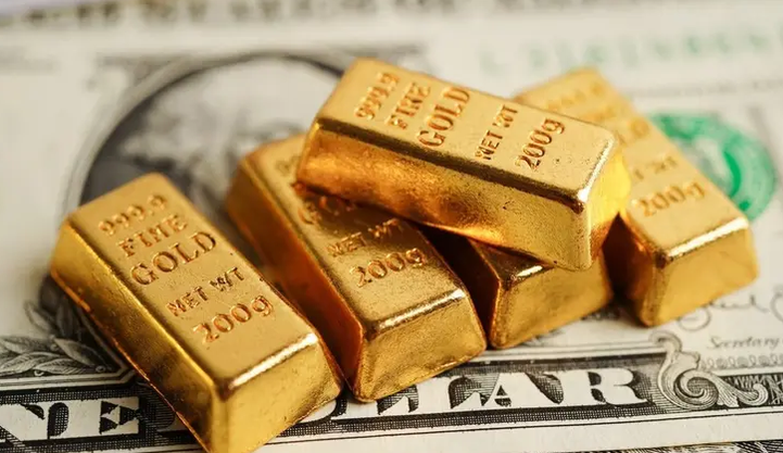 الذهب يتراجع وسط ترقب التضخم وصعود أسعار النفط