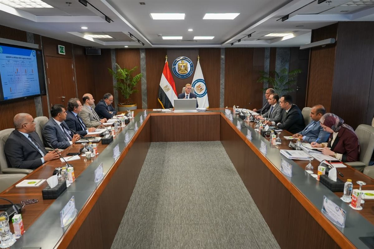 البترول: جنوب الوادي تستهدف رفع إنتاجها إلى 44 ألف برميل يوميًا