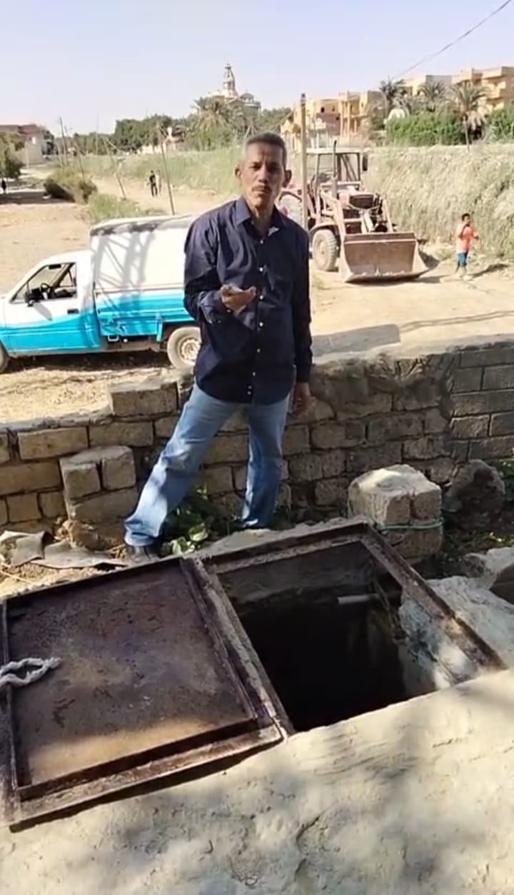 1000724327