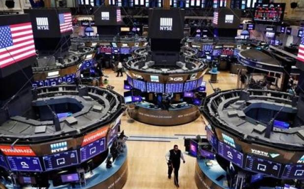 الأسهم الأمريكية ترتفع.. وناسداك يقود وول ستريت إلى قمم قياسية