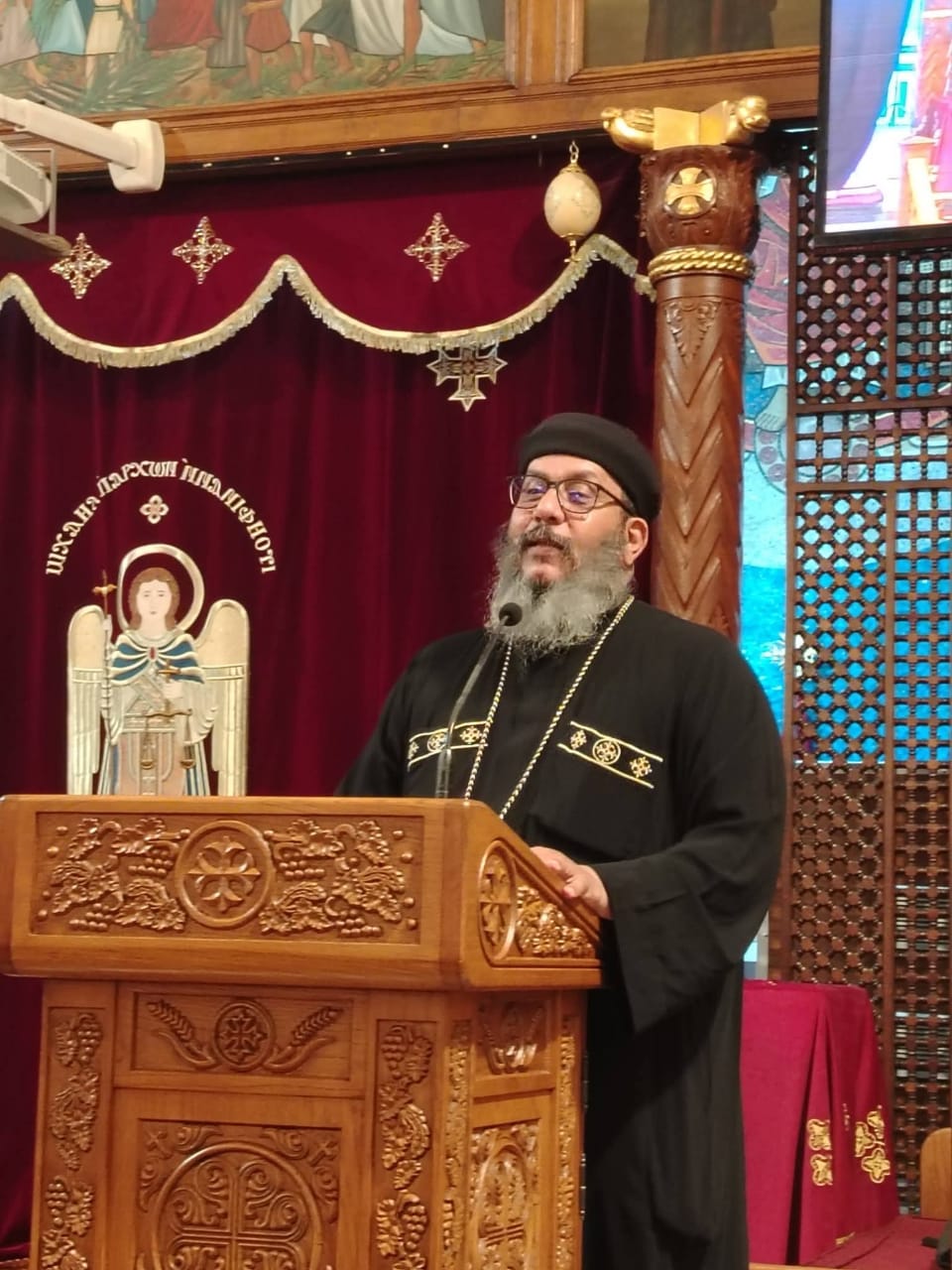 اجتماع ام النور في كنيسة الملاك ميخائيل