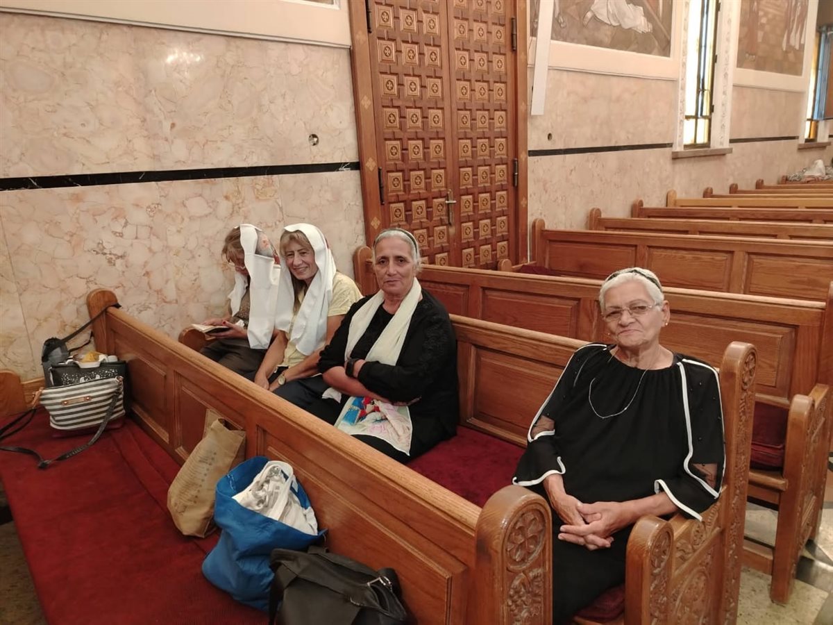 اجتماع ام النور في كنيسة الملاك ميخائيل