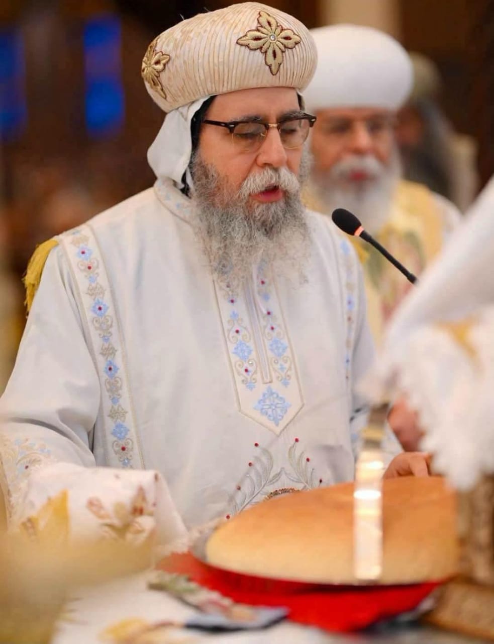 الأنبا اسطفانوس أسقف ببا والفشن وسمسطا