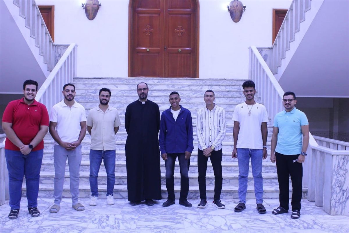 الاب يوحنا بخيت في إكليريكية القديس لاون الكبير