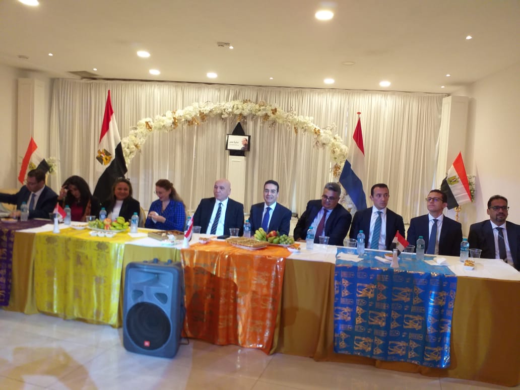 أعضاء البعثة الدبلوماسية المصرية في هولندا