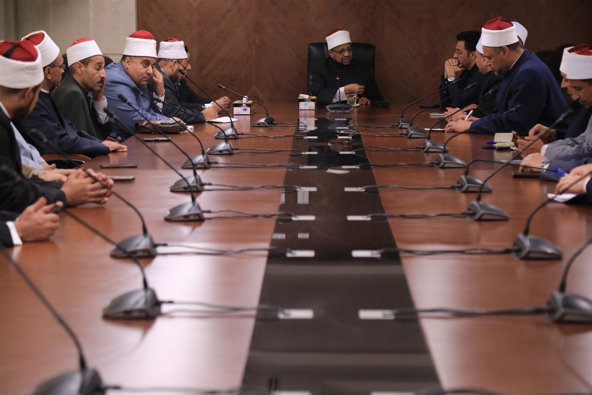 أمين البحوث الإسلامية خلال لقاءه مديري الوعظ على مستوى الجمهورية