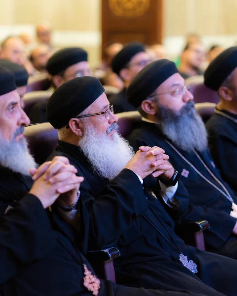 الاباء الكهنة في مهرجان الألحان والطقس واللغة القبطية
