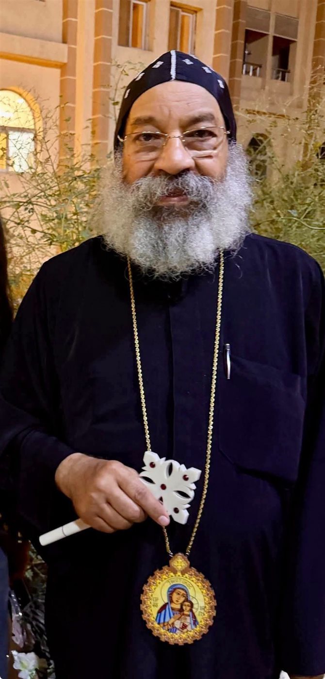 الأنبا رافائيل الأسقف العام لكنائس وسط القاهرة