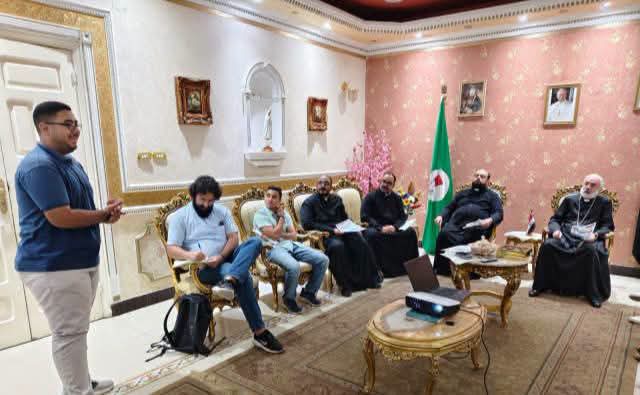 الأنبا باسيليوس فوزي خلال اللقاء
