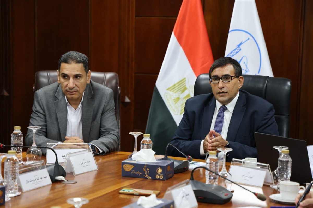 جلسة استماع حول محور الاتصالات وتكنولوجيا المعلومات