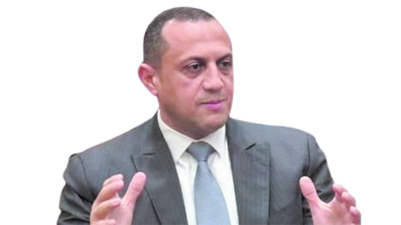 مهندس أيمن عرب رئيس «القابضة للمطارات والملاحة الجوية