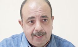 
مصطفى بيومي 