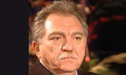 
محمود أباظة 