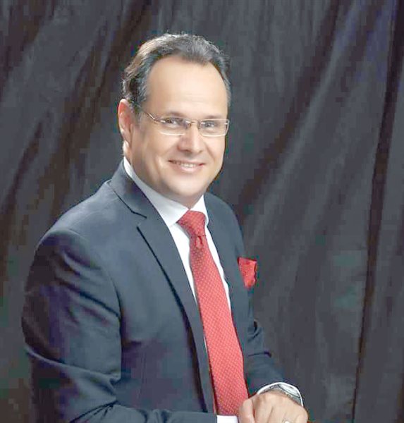 د.حسام فاروق 