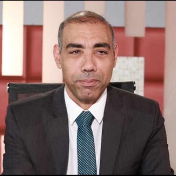 د.أيمن سمير