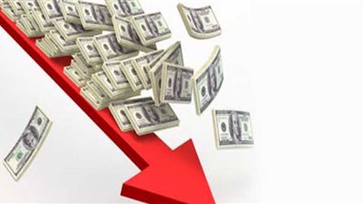 بنك مصر يخفض سعر الدولار قرشين اليوم