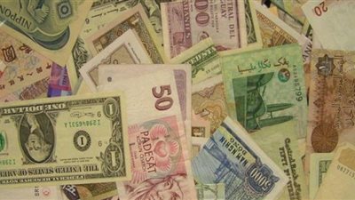 استقرار أسعار صرف العملات أمام الجنيه اليوم