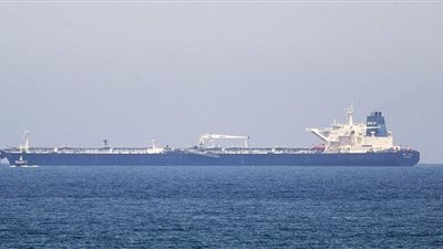 هجوم على ناقلة نفط بمضيق باب المندب