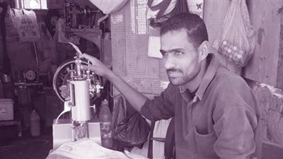 ورش الأحذية.. صناعة أتلفها الصينى