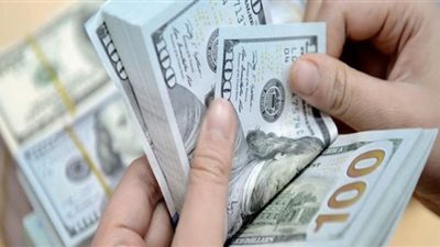انخفاض جديد في سعر الدولار أمام الجنيه