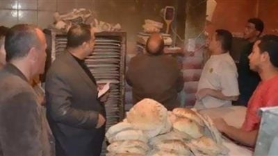 ضبط 3 أطنان زيت طعام ودقيق مدعم قبل بيعها في السوق السوداء بالمنيا