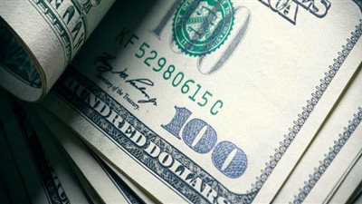الدولار يستقر في تعاملات البنوك