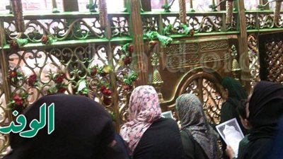 أم العواجز ومقام سره باتع وأم الكرامات.. معتقدات خاطئة تسيطر على زوار آل البيت