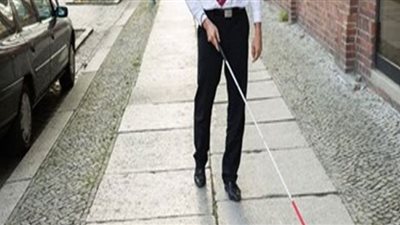 لمساعدة المكفوفين.. عصا ذكية ناطقة باللغة الكردية