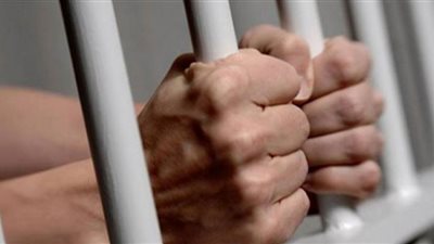 تجديد حبس عامل سقط بـ 5000 قرص مخدر بمنشأة القناطر