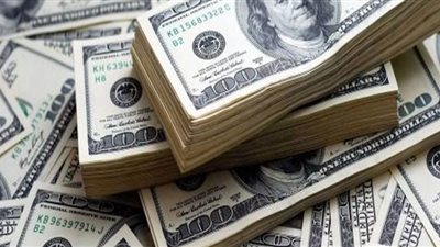 استقرار نسبي لأسعار الدولار أمام الجنيه في تعاملات البنوك