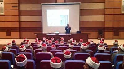 التواصل الحضاري .. محاضرة وزير الآثار السابق بأكاديمية الأوقاف
