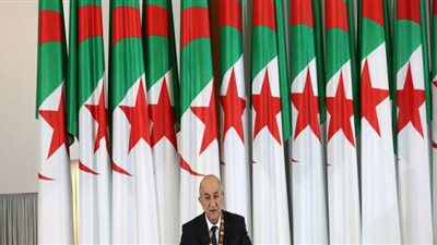 الرئيس الجزائري ينعى جراحًا شهيرًا كان في الخط الأول لمواجهة كورونا