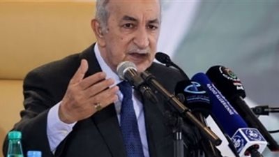 بمناسبة يوم العلم .. الرئيس الجزائري يأمر بترميم جميع المساجد العتيقة