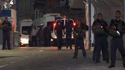 حالة توتر في إسرائيل بعد إضرام الأسرى الفلسطينيين النار في زنازين سجن ريمون