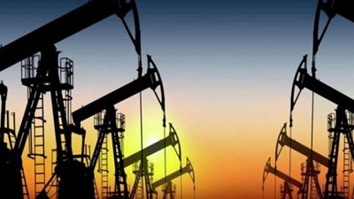 أسعار النفط تنخفض 1% بعد ضغوطات ترامب على أوبك